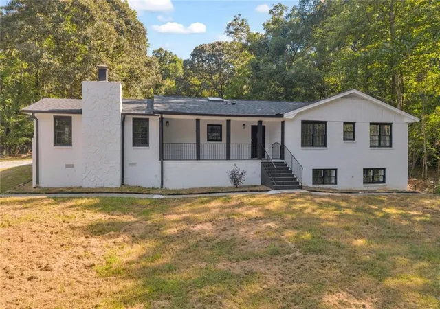 Photo 1 of Single family home for sale at 165 N Morning Dove Dr, Fayetteville, GA 30215 | MLS# 7836821 | Listing updated on 2026-09-12