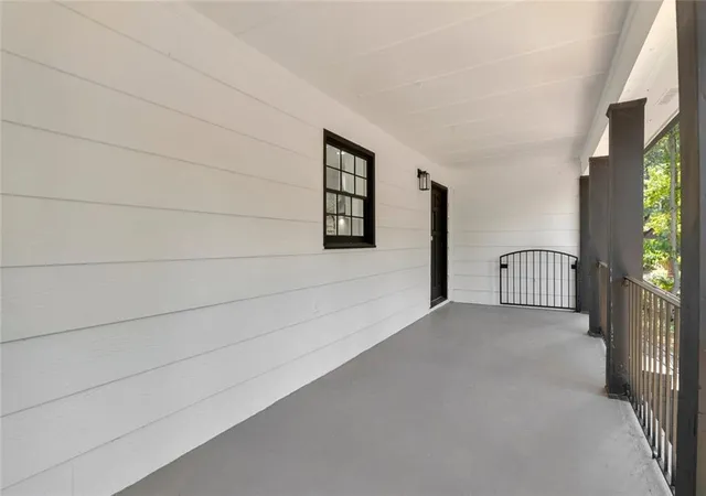 Photo 4 of Single family home for sale at 165 N Morning Dove Dr, Fayetteville, GA 30215 | MLS# 7836821 | Listing updated on 2026-09-12