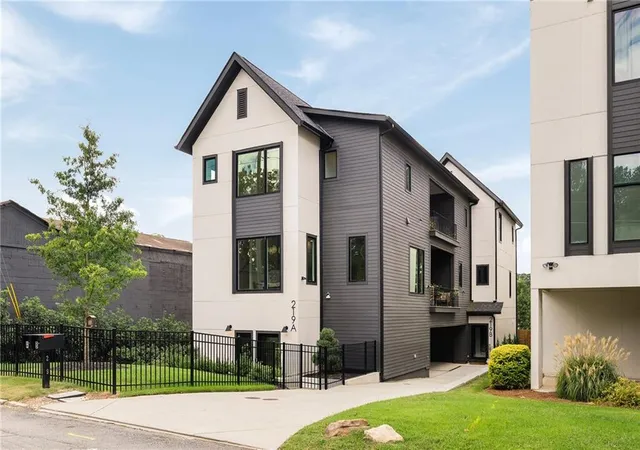Photo 1 of Townhouse for sale at 219 Howell Dr Se #A, Atlanta, GA 30316 | MLS# 7835731 | Listing updated on 2026-09-18