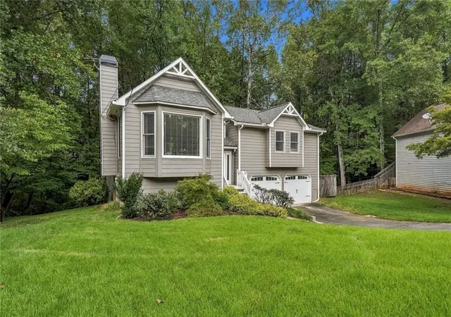 Photo 3 of Single family home for sale at 2350 Wilderness Way, Marietta, GA 30066 | MLS# 7844308 | Listing updated on 2026-10-09