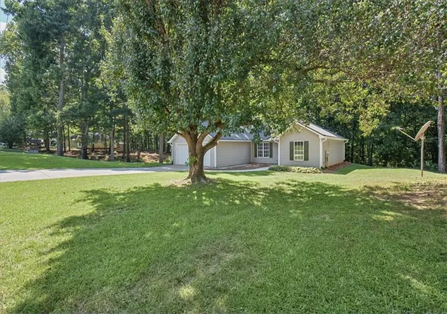 Photo 2 of Single family home for sale at 176 Chipper Ln, Rockmart, GA 30153 | MLS# 7833523 | Listing updated on 2026-09-06