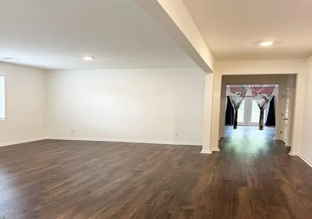 Photo 3 of Single family home for sale at 692 Whitman Ln, Stockbridge, GA 30281 | MLS# 7829709 | Listing updated on 2026-10-05