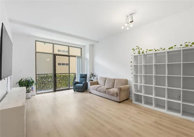 Photo 2 of Condo for sale at 171 Auburn Ave #210, Atlanta, GA 30303 | MLS# 7810695 | Listing updated on 2026-09-24