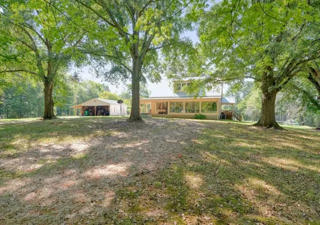 Photo 3 of Single family home for sale at 1165 Bartow St, Waleska, GA 30183 | MLS# 7831736 | Listing updated on 2026-09-05