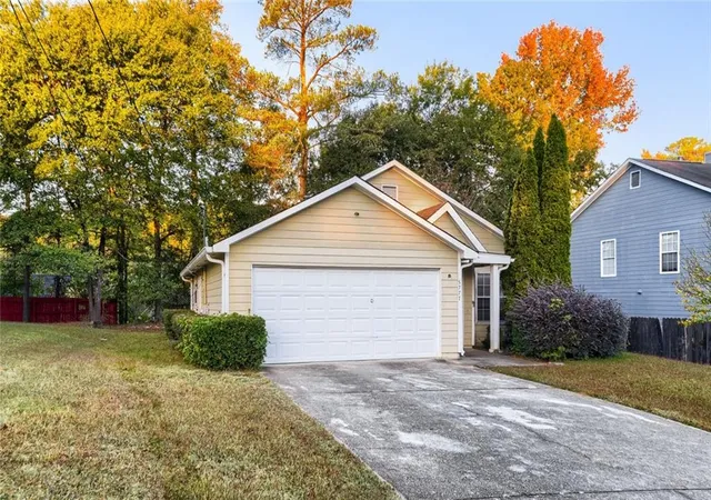 Photo 2 of Single family home for sale at 5777 Meadowview Rd, Rex, GA 30273 | MLS# 7860679 | Listing updated on 2026-10-29