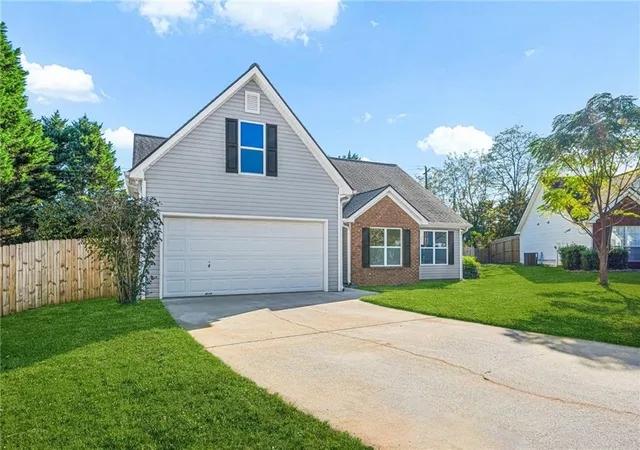 Photo 4 of Single family home for sale at 65 Shenandoah Dr, Winder, GA 30680 | MLS# 7848401 | Listing updated on 2026-10-29