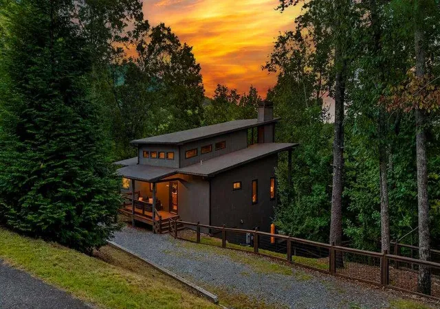 Photo 1 of Single family home for sale at 78 Deer Crst Rd, Blue Ridge, GA 30513 | MLS# 7834343 | Listing updated on 2026-09-19