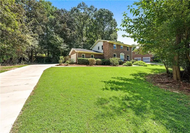 Photo 2 of Single family home for sale at 5147 Charmant Pl, Atlanta, GA 30360 | MLS# 7834403 | Listing updated on 2026-09-11