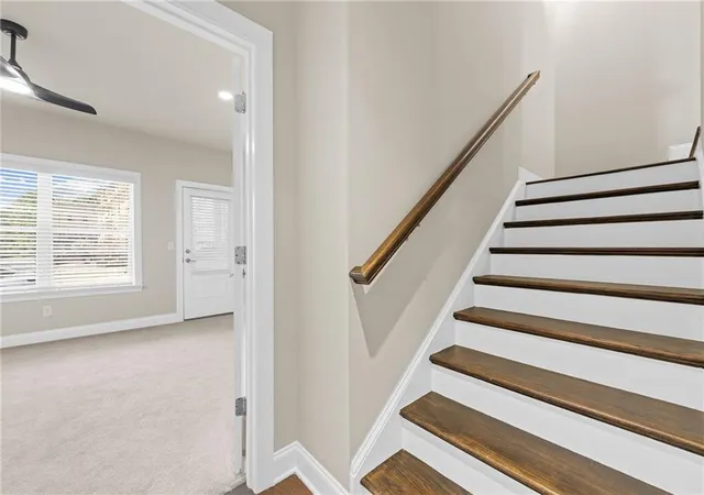 Photo 4 of Townhouse for sale at 4079 Townsend Ln, Dunwoody, GA 30346 | MLS# 7827267 | Listing updated on 2026-09-11