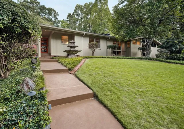 Single family home for sale at 1719 Barnesdale Way NE, Atlanta, GA 30309 | MLS# 7834067
