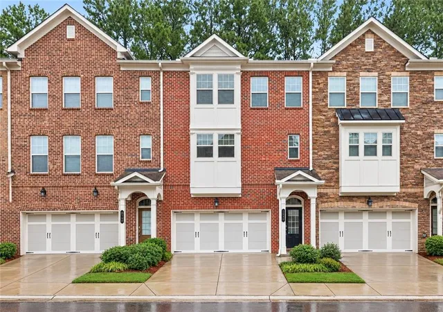 Photo 1 of Townhouse for sale at 4230 E Perimeter Park, Atlanta, GA 30341 | MLS# 7837631 | Listing updated on 2026-10-08
