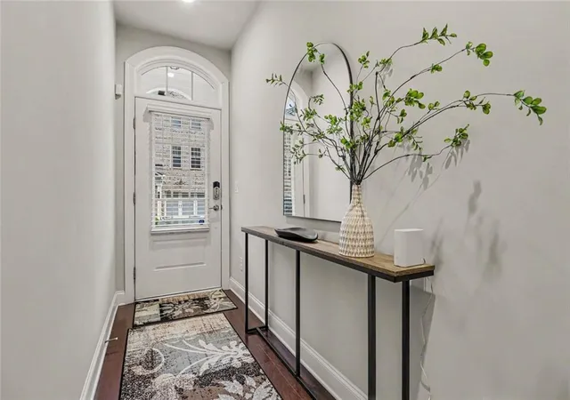 Photo 2 of Townhouse for sale at 4230 E Perimeter Park, Atlanta, GA 30341 | MLS# 7837631 | Listing updated on 2026-10-08
