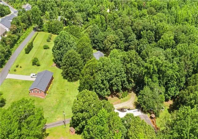 Photo 2 of Single family home for sale at 1480 Jackson Dr, Cumming, GA 30040 | MLS# 7838450 | Listing updated on 2026-10-02