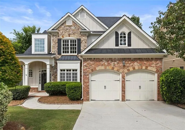 Photo 2 of Single family home for sale at 4054 Hl House Rd Sw, Smyrna, GA 30082 | MLS# 7834728 | Listing updated on 2026-09-19