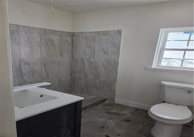 Photo 3 of Sale Pending at 953 Smith St SW, Atlanta, GA 30310 | MLS# 7836106 | Listing updated on 2026-10-29