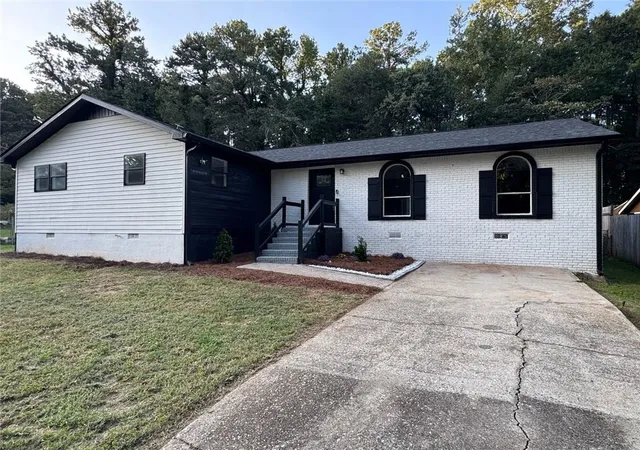 Photo 1 of Sale Pending at 96 Sedgefield Dr, Jonesboro, GA 30236 | MLS# 7841254 | Listing updated on 2026-09-30
