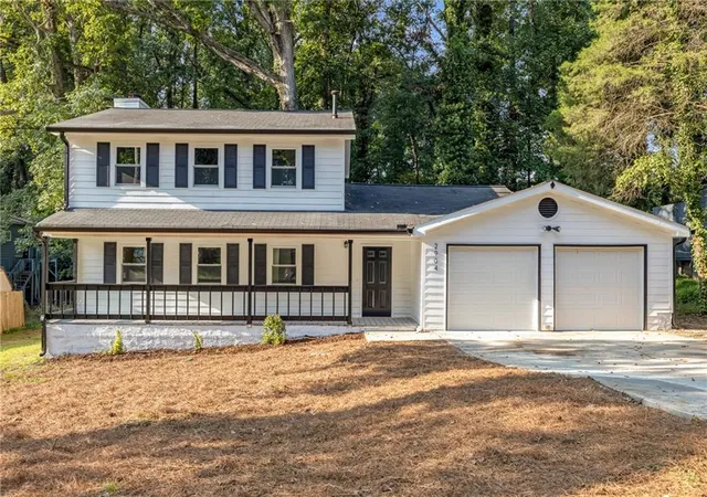 Photo 1 of Single family home for sale at 2904 Wood Holw Ln, Jonesboro, GA 30236 | MLS# 7834345 | Listing updated on 2026-09-12
