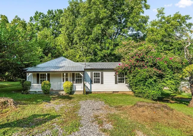 Photo 1 of Sale Pending at 271 South Ave, Fairmount, GA 30139 | MLS# 7835566 | Listing updated on 2026-10-06