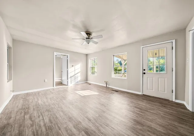 Photo 3 of Sale Pending at 271 South Ave, Fairmount, GA 30139 | MLS# 7835566 | Listing updated on 2026-10-06