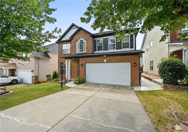 Photo 3 of Single family home for sale at 6094 Mimosa Cir, Tucker, GA 30084 | MLS# 7830984 | Listing updated on 2026-09-06