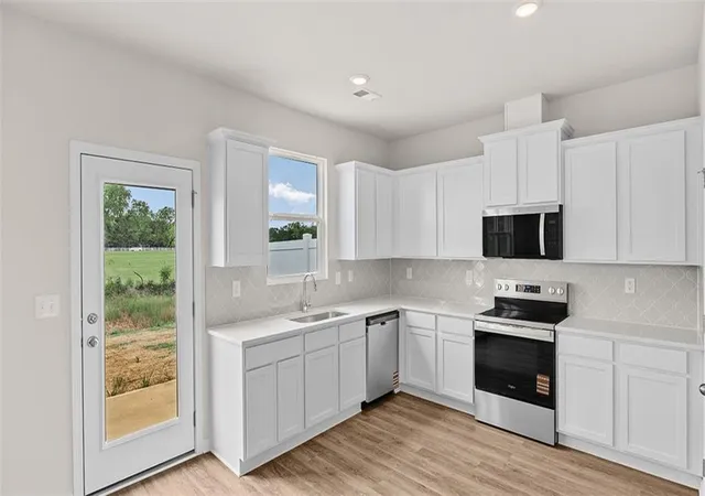 Photo 4 of Sale Pending at 81a Lavendar Ln, Perry, GA 31069 | MLS# 7750643 | Listing updated on 2026-10-09
