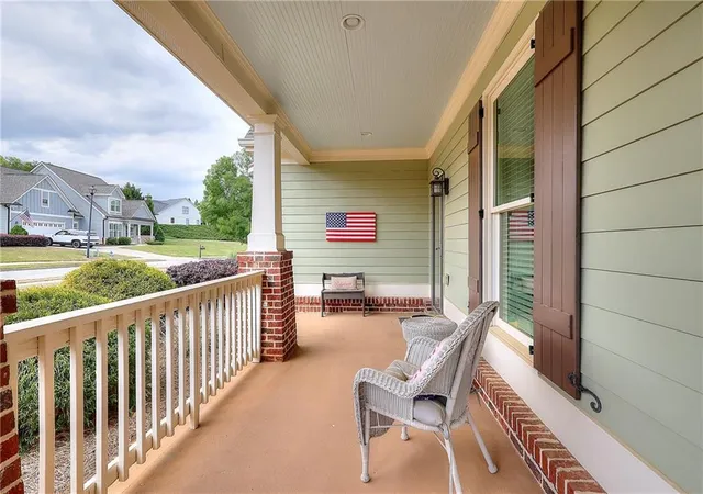 Photo 2 of Single family home for sale at 125 Hawthorn Way, Hoschton, GA 30548 | MLS# 7841198 | Listing updated on 2026-10-28