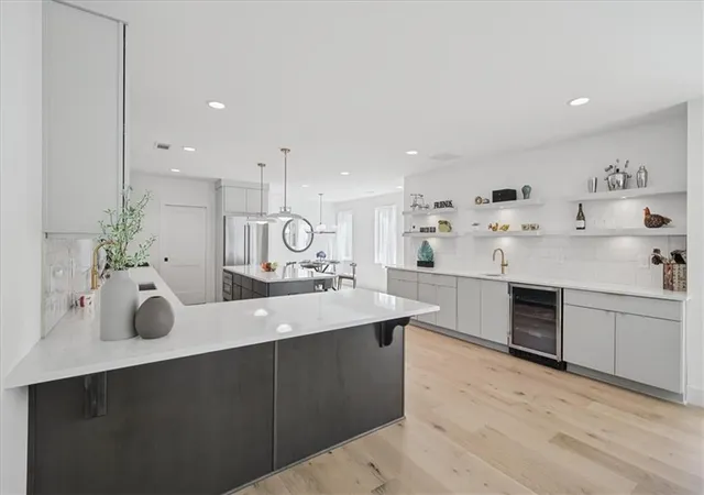 Listing Photo 3 - Condo for sale in building located at 1205 Holly St NW, Atlanta, GA 30318 - Unit #A
