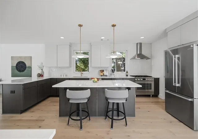 Listing Photo 4 - Condo for sale in building located at 1205 Holly St NW, Atlanta, GA 30318 - Unit #A