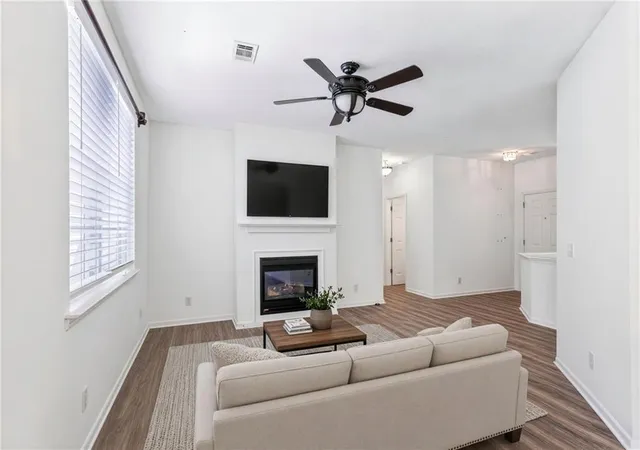Photo 3 of Sale Pending at 1228 W Oaks Way, Woodstock, GA 30188 | MLS# 7854749 | Listing updated on 2026-10-31