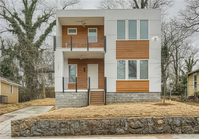 Single family home for sale at 1089 Coleman St SW, Atlanta, GA 30310 | MLS# 7836037