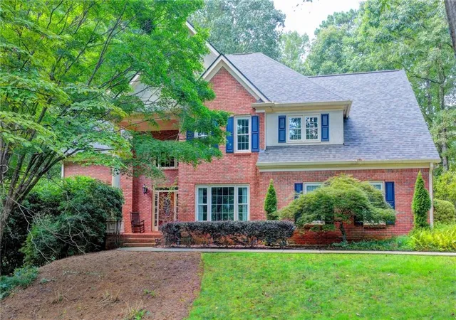 Photo 2 of Single family home for sale at 375 Petersford Way, Alpharetta, GA 30004 | MLS# 7827616 | Listing updated on 2026-09-17