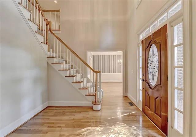 Photo 4 of Single family home for sale at 375 Petersford Way, Alpharetta, GA 30004 | MLS# 7827616 | Listing updated on 2026-09-17