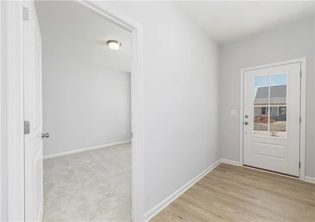 Photo 3 of Single family home for sale at 3137 Cambridge Ml St SE, Acworth, GA 30102 | MLS# 7831719 | Listing updated on 2026-09-13