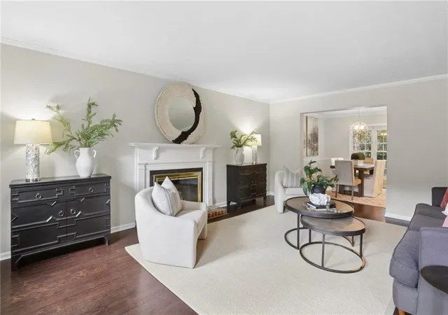 Photo 4 of Townhouse for sale at 11 Scotland Pl NW, Atlanta, GA 30318 | MLS# 7832135 | Listing updated on 2026-09-12