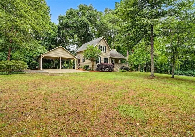 Photo 4 of Sale Pending at 5270 Story Rd, Powder Springs, GA 30127 | MLS# 7830050 | Listing updated on 2026-09-26