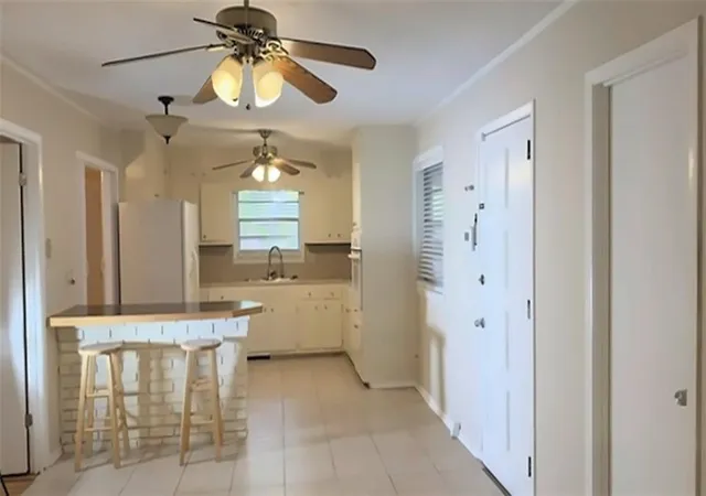 Photo 2 of Single family home for sale at 951 Oriole Ln SE, Marietta, GA 30067 | MLS# 7848046 | Listing updated on 2026-10-29