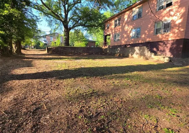 Photo 4 of Multi family home for sale at 1138 SW Sells Ave, Atlanta, GA 30310 | MLS# 7844598 | Listing updated on 2026-09-25