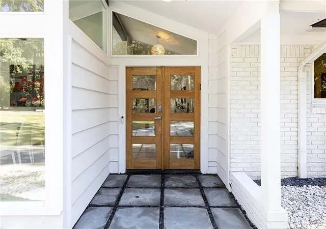 Photo 2 of Sale Pending at 5865 Long Is Dr NW, Sandy Springs, GA 30328 | MLS# 7853760 | Listing updated on 2026-10-22