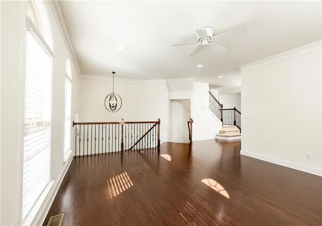 Photo 4 of Townhouse for sale at 545 Sarabrook Pl, Sandy Springs, GA 30342 | MLS# 7844312 | Listing updated on 2026-10-29