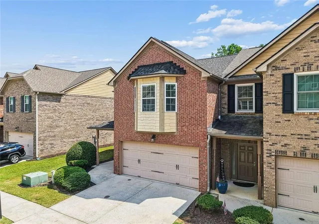 Photo 2 of Townhouse for sale at 3281 Open Flds Dr, Snellville, GA 30078 | MLS# 7835004 | Listing updated on 2026-09-11