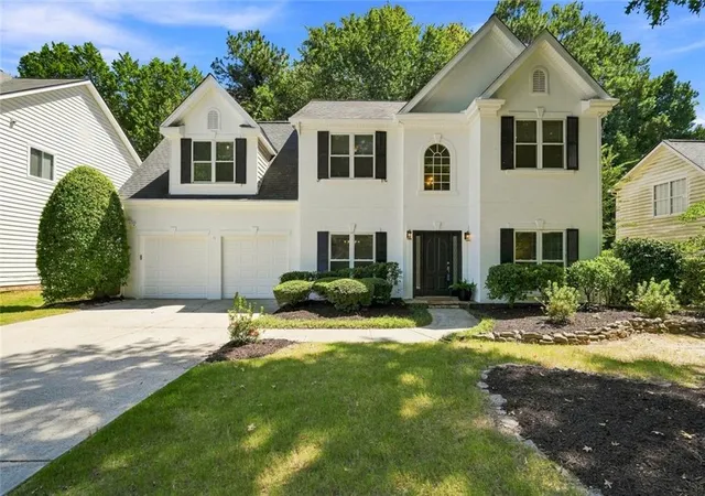 Photo 1 of Single family home for sale at 10915 Kimball Crst Dr, Alpharetta, GA 30022 | MLS# 7835370 | Listing updated on 2026-09-13