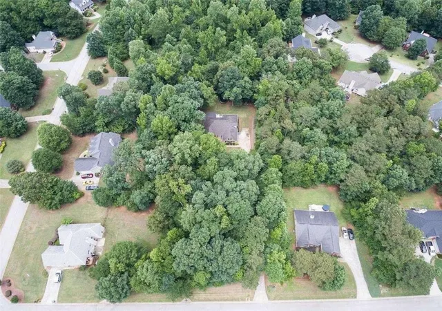 Photo 3 of Single family home for sale at 155 Rosewalk Dr, Covington, GA 30016 | MLS# 7836540 | Listing updated on 2026-09-19