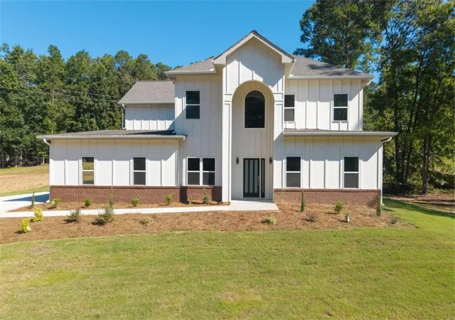 Photo 1 of Single family home for sale at 3520 Millers Pond Way, Snellville, GA 30039 | MLS# 7838442 | Listing updated on 2026-10-06
