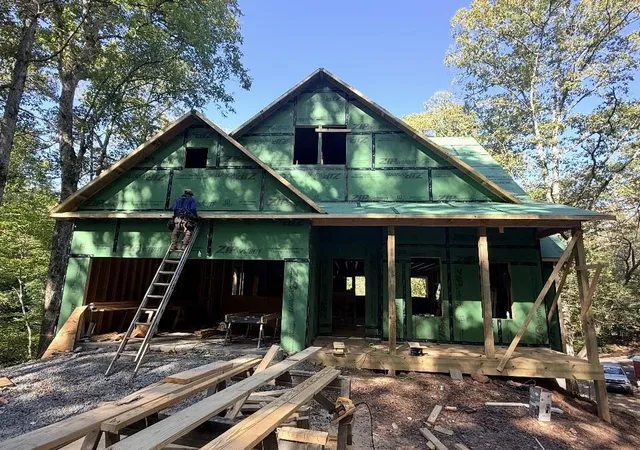 Photo 1 of Single family home for sale at 28 Hillcrest Ct, Ellijay, GA 30536 | MLS# 7832297 | Listing updated on 2026-10-18