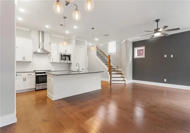 Photo 3 of Townhouse for sale at 2780 Bell Dr Se, Smyrna, GA 30080 | MLS# 7816750 | Listing updated on 2026-10-09