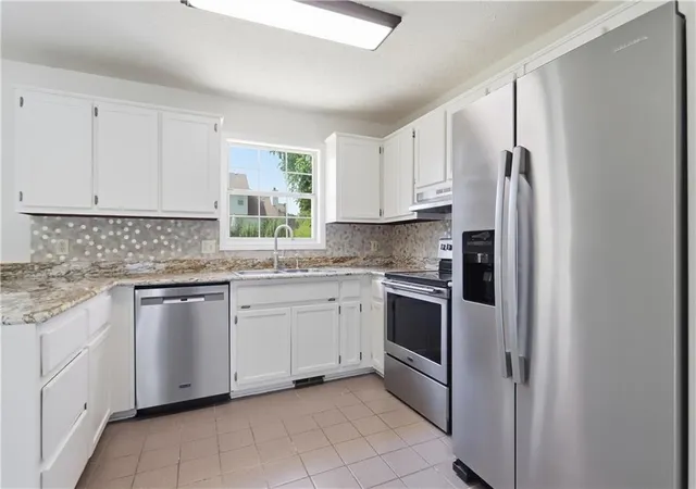 Photo 2 of Sale Pending at 5430 Princeton Oaks Dr, Sugar Hill, GA 30518 | MLS# 7844478 | Listing updated on 2026-10-07