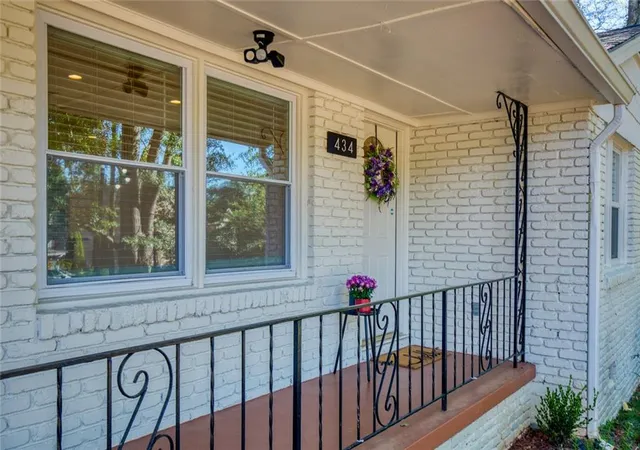 Photo 1 of Sale Pending at 434 Afton Dr, Roswell, GA 30075 | MLS# 7857986 | Listing updated on 2026-10-31