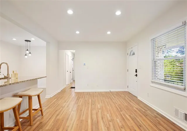 Photo 3 of Sale Pending at 434 Afton Dr, Roswell, GA 30075 | MLS# 7857986 | Listing updated on 2026-10-31