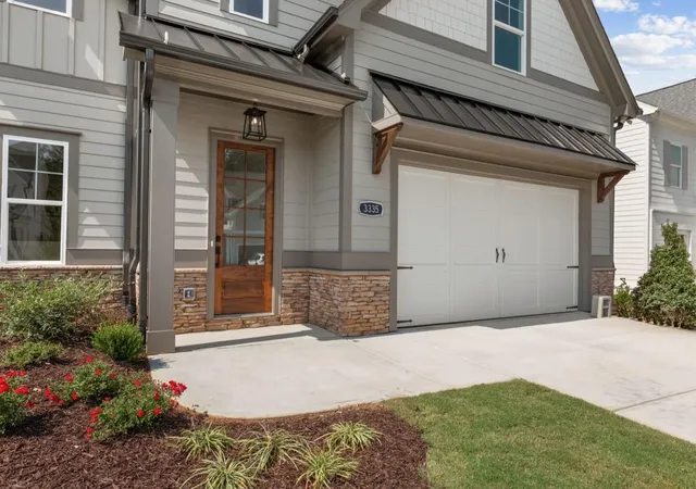 Photo 2 of Single family home for sale at 3335 Hillshire Dr, Cumming, GA 30028 | MLS# 7856784 | Listing updated on 2026-10-27