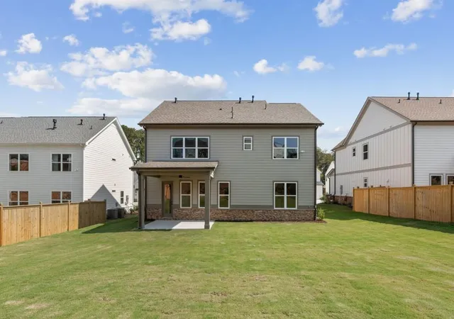 Photo 3 of Single family home for sale at 3335 Hillshire Dr, Cumming, GA 30028 | MLS# 7856784 | Listing updated on 2026-10-27